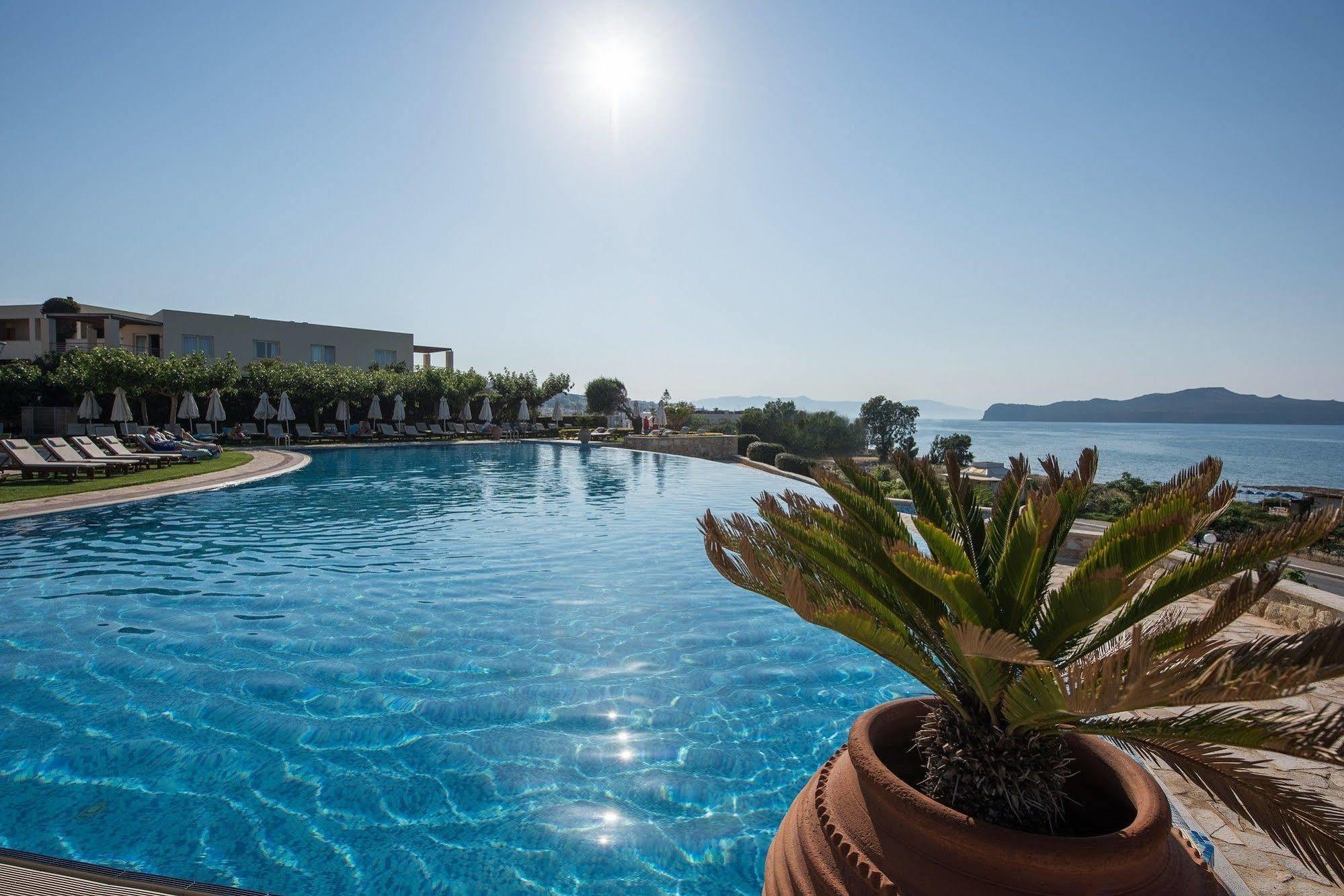 Stalós Cretan Dream Royal Luxury Suites (Adults Only) מראה חיצוני תמונה