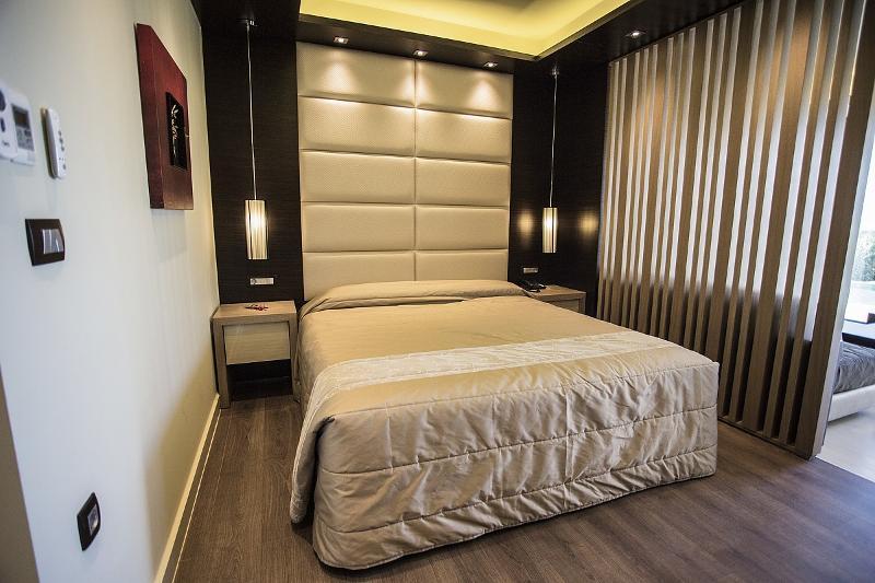 Stalós Cretan Dream Royal Luxury Suites (Adults Only) מראה חיצוני תמונה